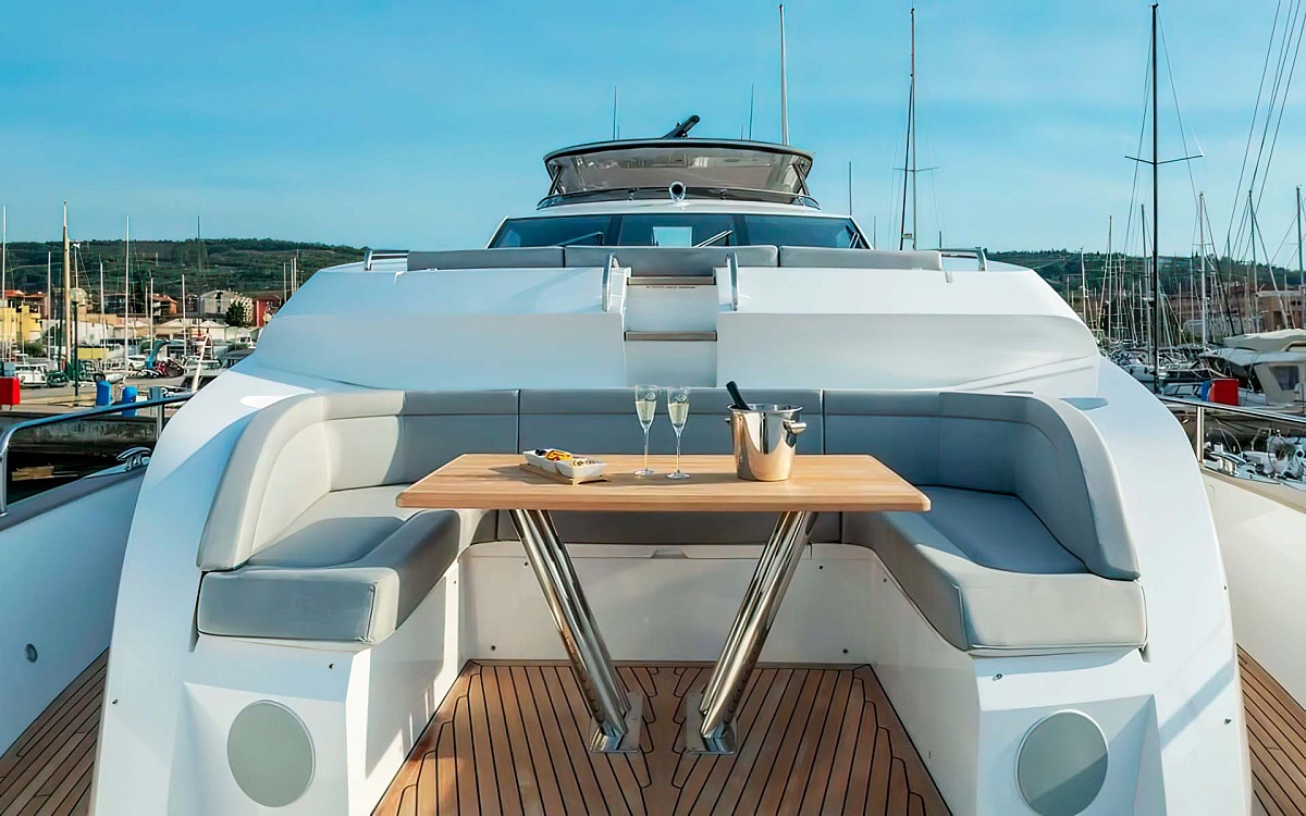 Аренда яхты Sunseeker 95 в Италии